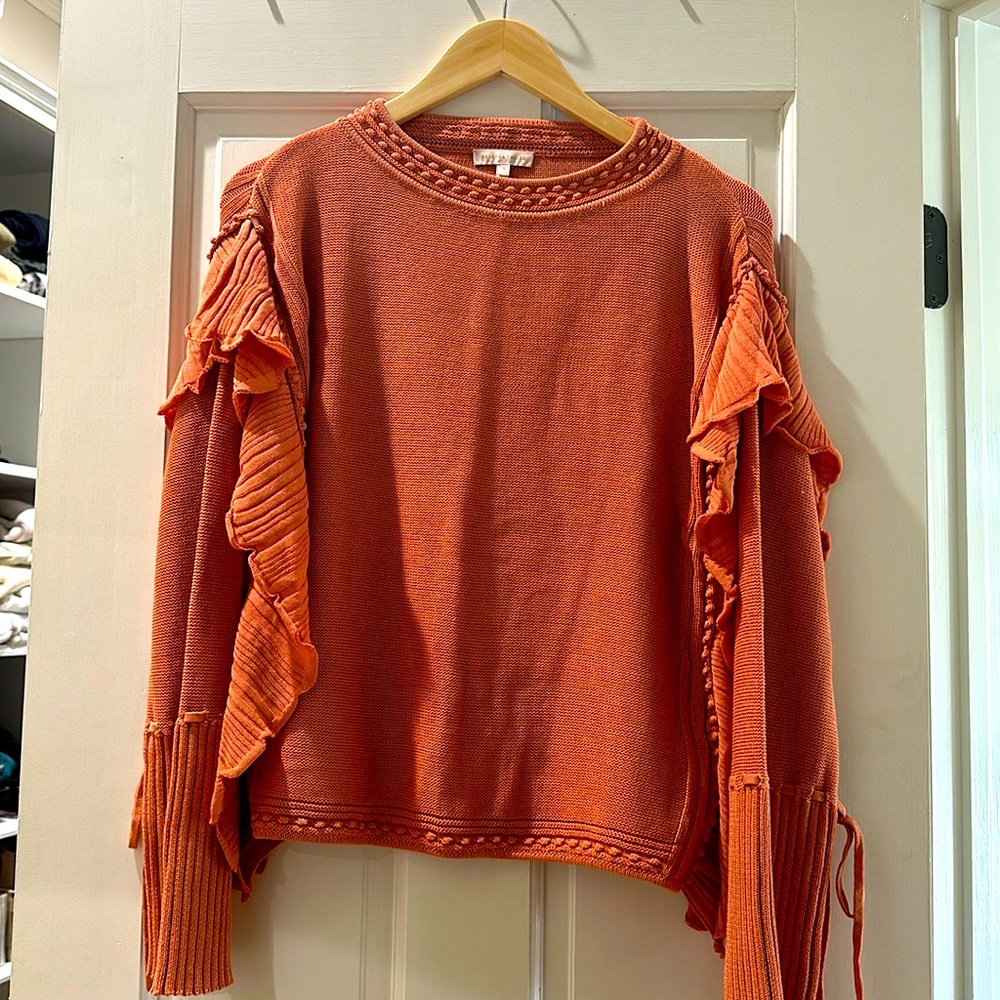 Nice light sweater for Fall